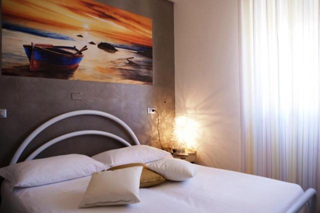 Hotel Derby Белларія-Іджеа-Марина Номер фото